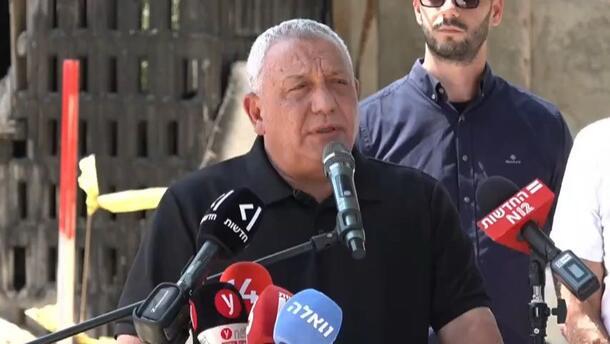 איזנקוט עוקץ את בנט: "צריך לקבל החלטות על קטאר - אבל לא כגימיק פוליטי"