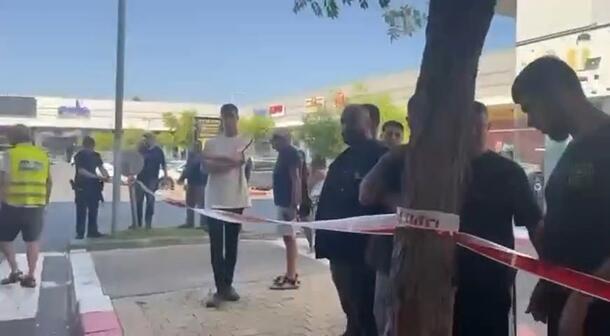 הולכת רגל נהרגה מפגיעת רכב במתחם מיקס בחדרה