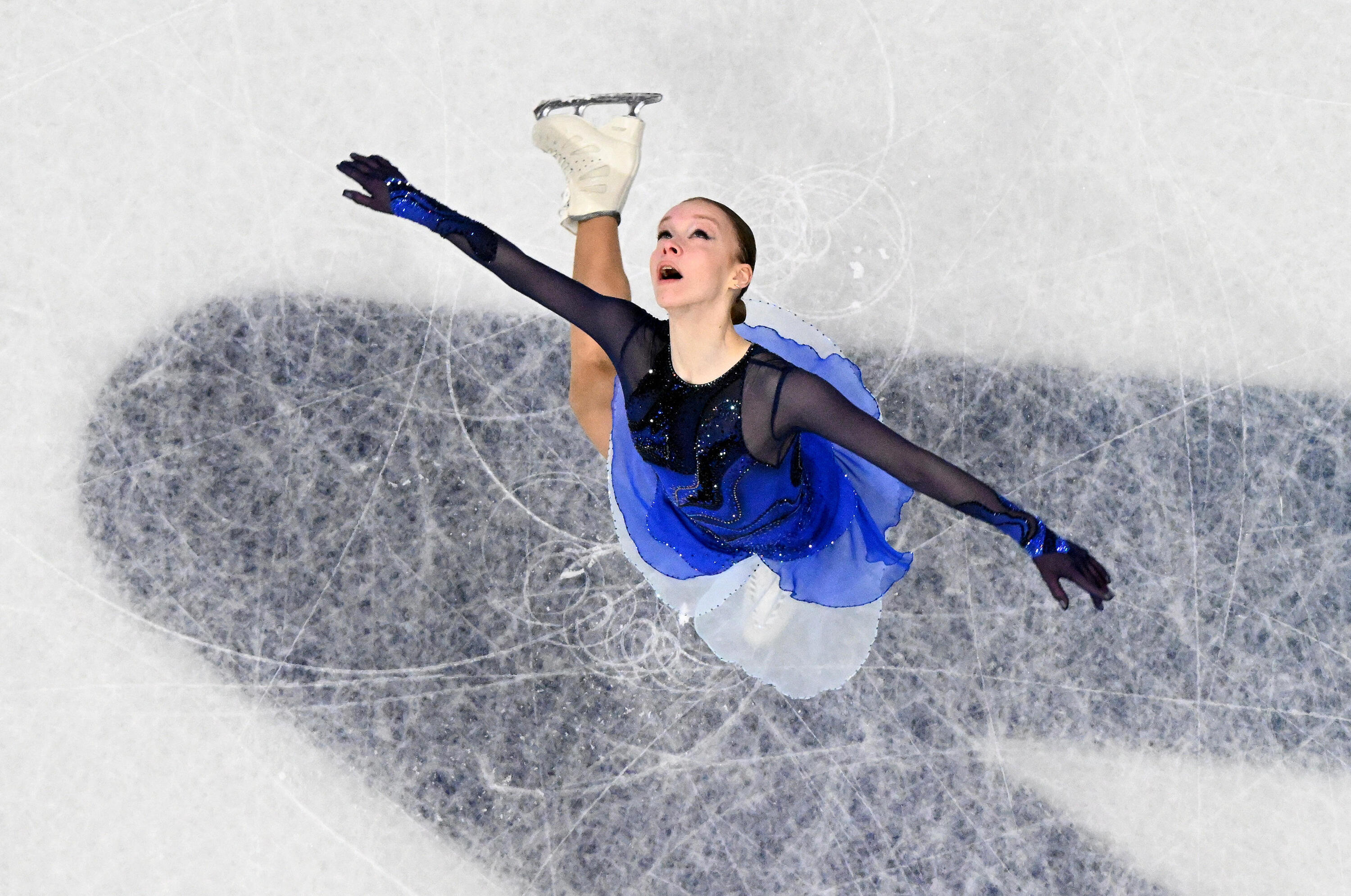 Israeli figure skater advances to short program final at Winter
